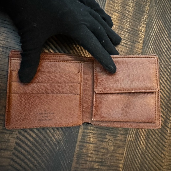 Louis Vuitton, men's monogram, bifold, wallet, vintage - Picture 11 of 17